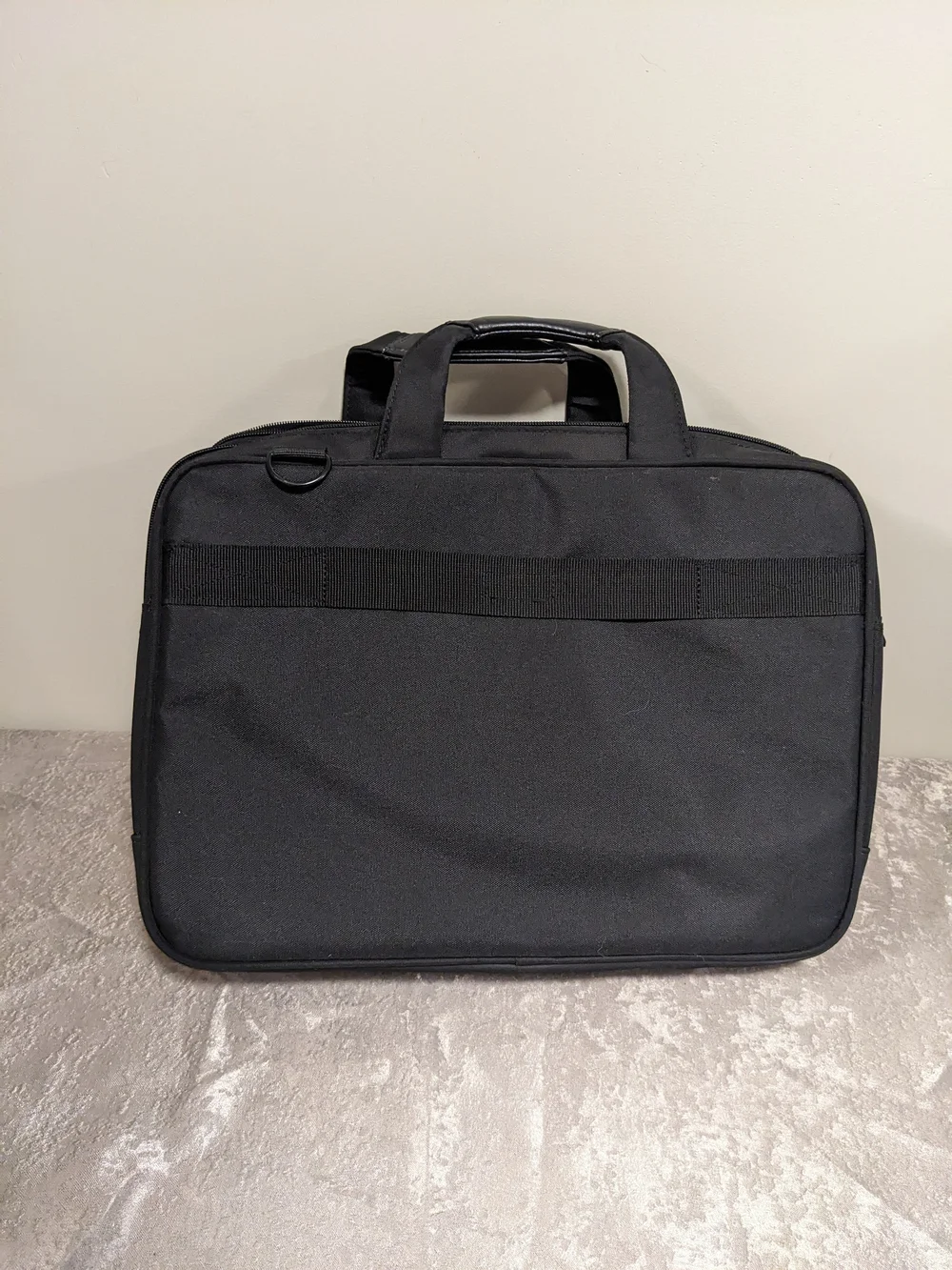 Targus AC0063 Checkpoint Friendly Laptop Briefcase Black NWOT